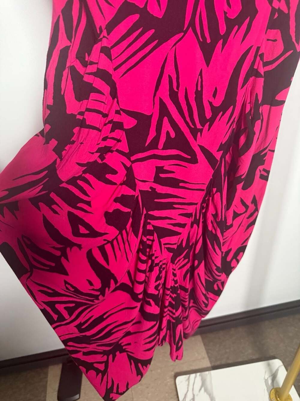 Joni Blair Vintage Pink and Black Abstract Print Dress Size 9 - Picture 2 of 9